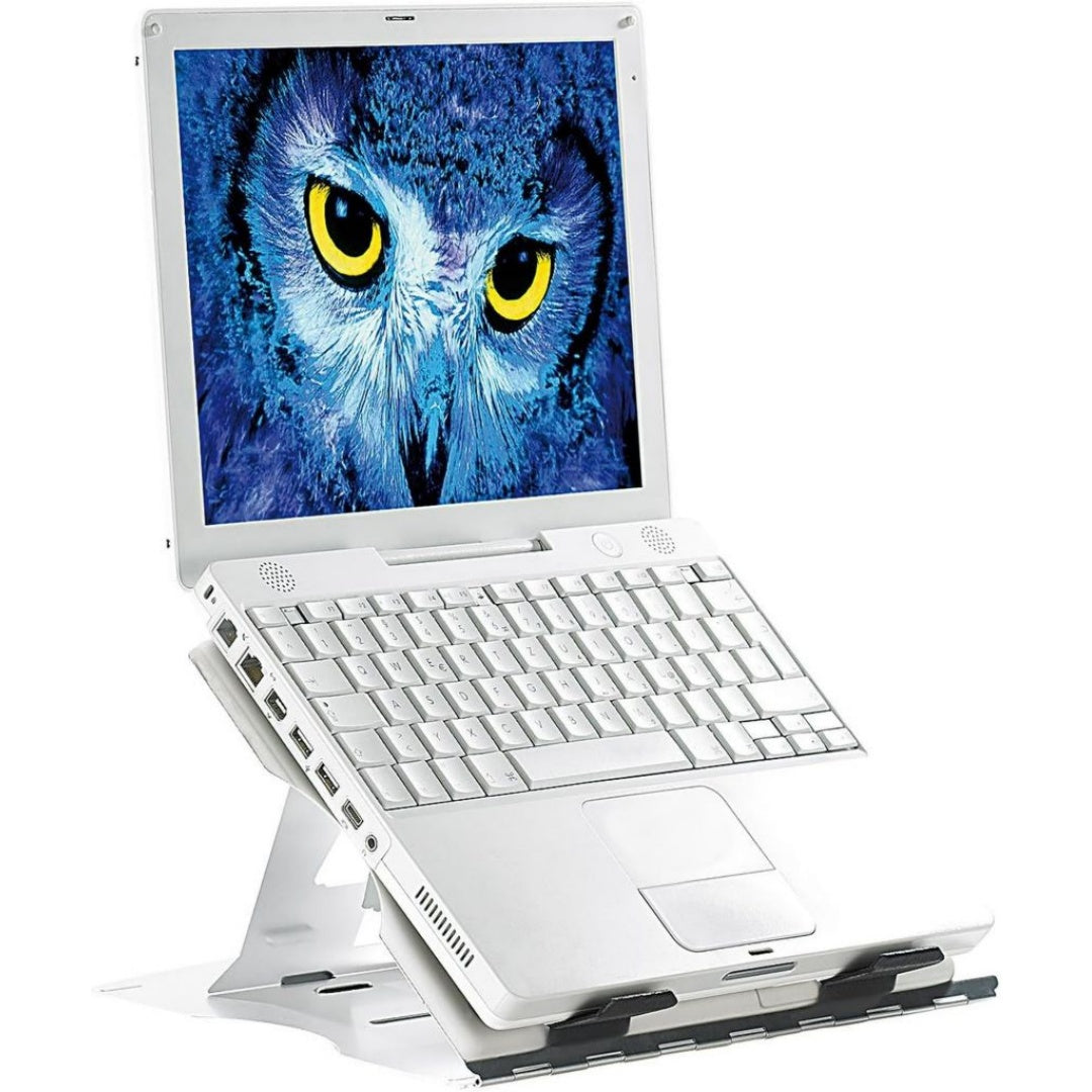 Mattes Laptopstaender aus Aluminium fuer das Arbeitszimmer